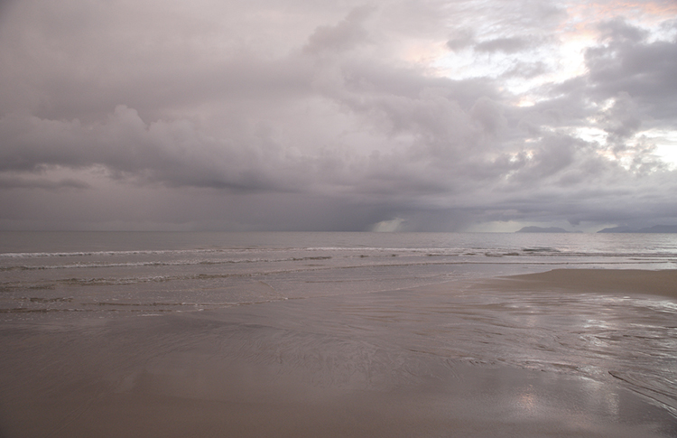 Landscape photography of an Australian beach by Namiko Kitaura